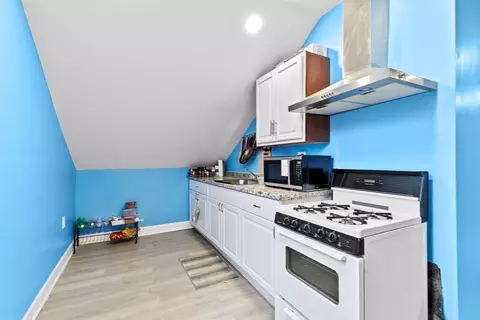 Kitchen - 94 Main St, Acton, MA 01720 photo 3 of 3