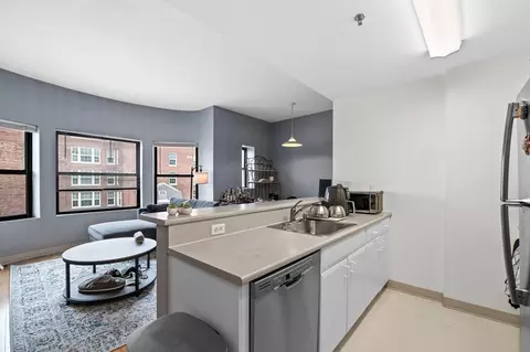 636 Beacon St #605, Boston, MA 02215