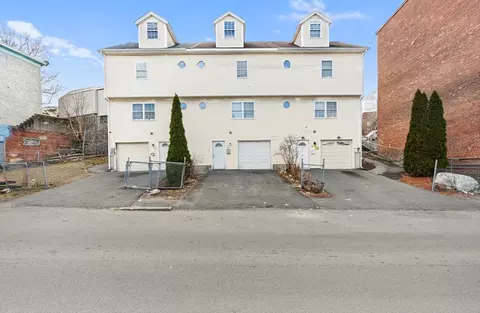 166 Union St #166, Lawrence, MA 01841