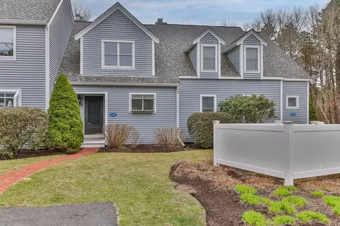 137 Shellback Way #137, Mashpee, MA 02649
