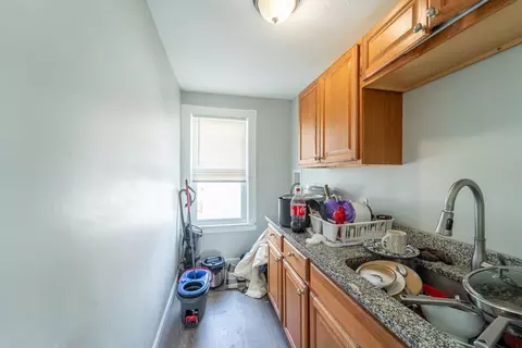 39 Wilson St, Worcester, MA 01604 photo 9