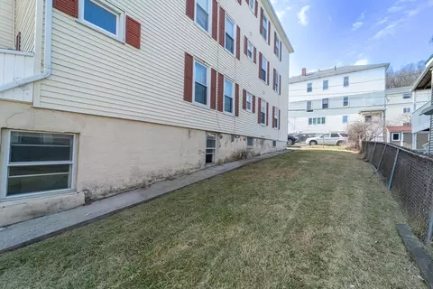 39 Wilson St, Worcester, MA 01604 photo 6