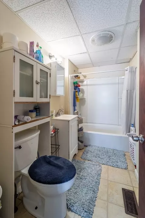 39 Wilson St, Worcester, MA 01604 photo 30