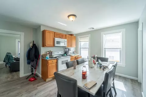 39 Wilson St, Worcester, MA 01604 photo 7
