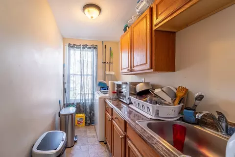39 Wilson St, Worcester, MA 01604 photo 19