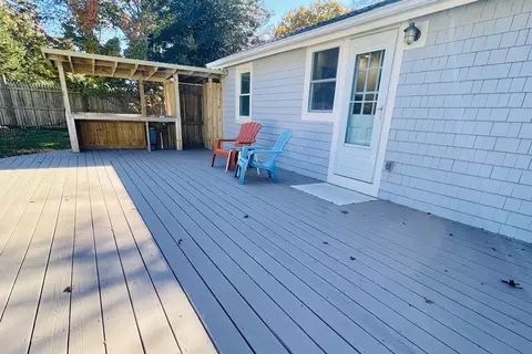 Exterior - 108 Lakeside Dr, Marstons Mills, MA 02648 photo 2 of 3