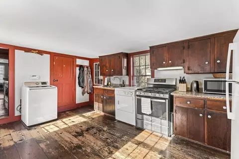 76 Parsonage Rd, Plympton, MA 02367 photo 5