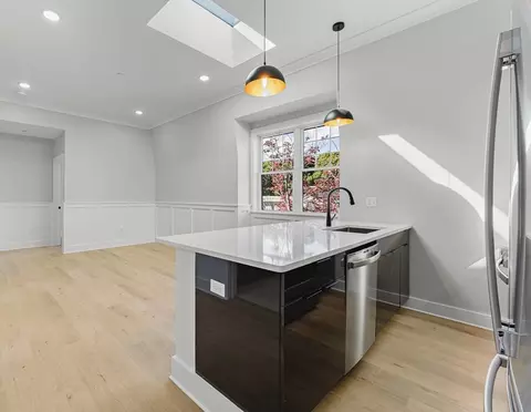 115 Thurston St # -G, Somerville, MA 02145