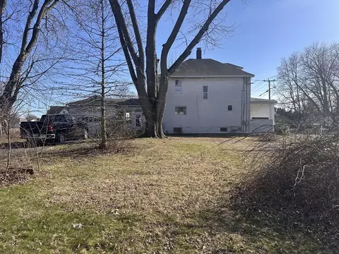 445 Chicopee St, Chicopee, MA 01013 photo 6