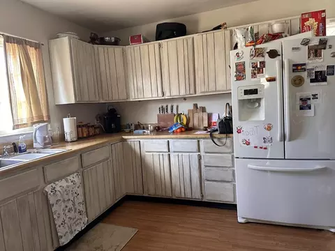 445 Chicopee St, Chicopee, MA 01013 photo 14