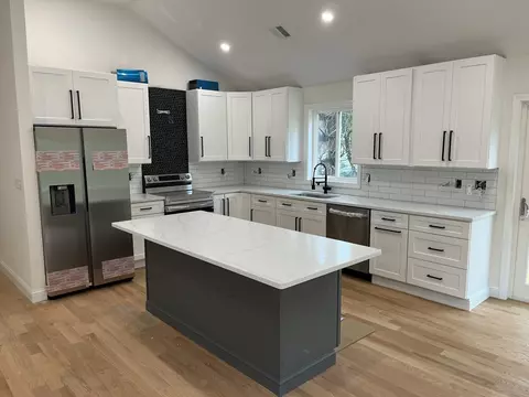 2 W Dudley Rd, Dudley, MA 01571 photo 6