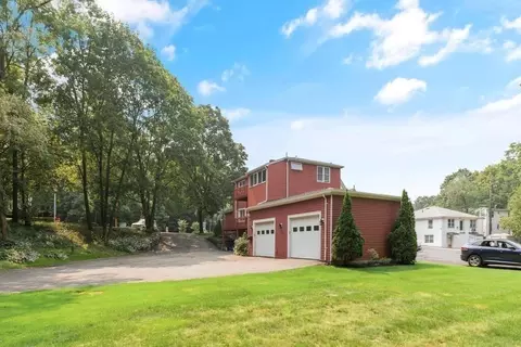 229 Bedford St, Lexington, MA 02420