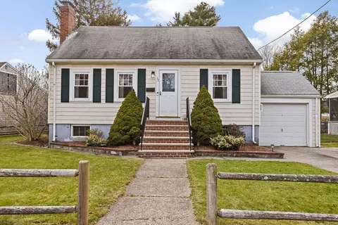 17 Blake Rd, Weymouth, MA 02188