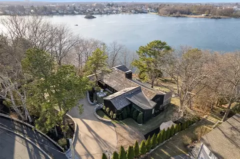 23 Pinecliff Dr, Marblehead, MA 01945 photo 38