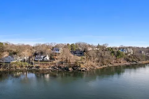 23 Pinecliff Dr, Marblehead, MA 01945 photo 33