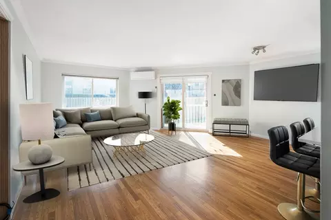 10 Orleans St #106, Boston, MA 02128