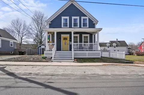 36 Madison St, Amesbury, MA 01913