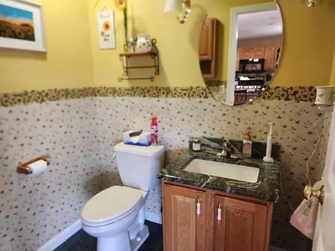 Bath - 146 Bullock St, Fall River, MA 02723 photo 1 of 1