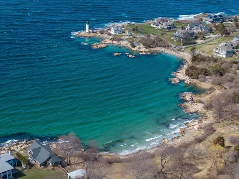 37 Walnut St, Gloucester, MA 01930 photo 37