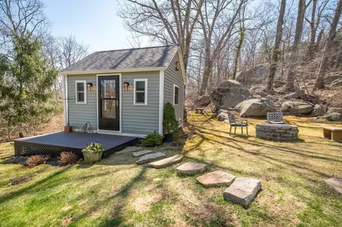 37 Walnut St, Gloucester, MA 01930 photo 25