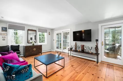 37 Walnut St, Gloucester, MA 01930 photo 6