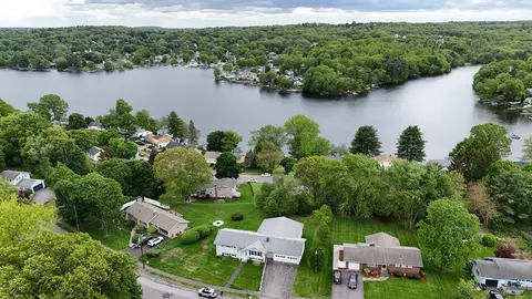 21 Champlain Dr, Hudson, MA 01749 photo 41