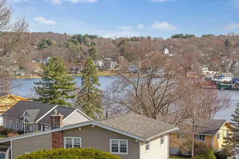 21 Champlain Dr, Hudson, MA 01749 photo 40