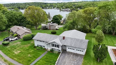 21 Champlain Dr, Hudson, MA 01749 photo 30
