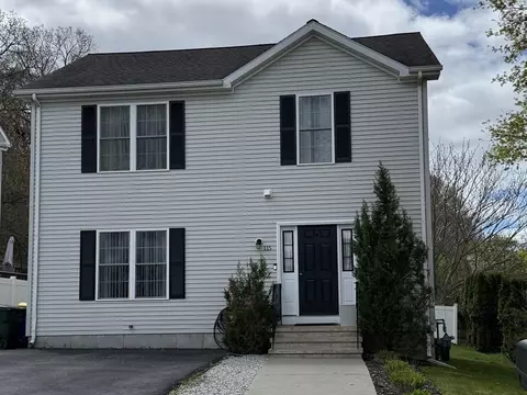 115 Arnold St, Fall River, MA 02724