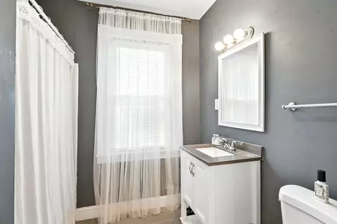 Bath - 346 Maple St, Springfield, MA 01105 photo 2 of 4