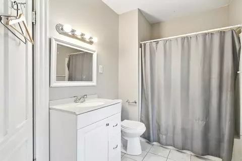 Bath - 346 Maple St, Springfield, MA 01105 photo 3 of 4