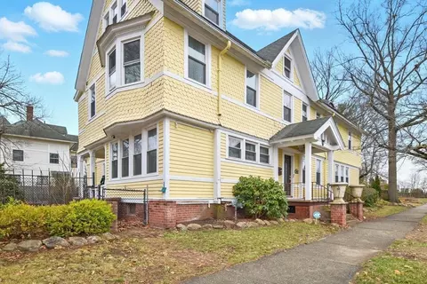 Exterior - 346 Maple St, Springfield, MA 01105 photo 2 of 8