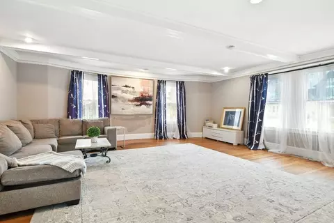 Living - 346 Maple St, Springfield, MA 01105 photo 3 of 3