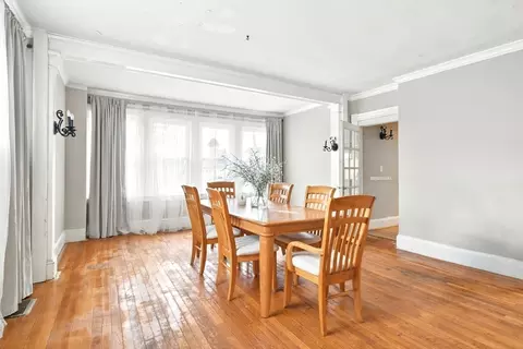 Dining - 346 Maple St, Springfield, MA 01105 photo 1 of 2