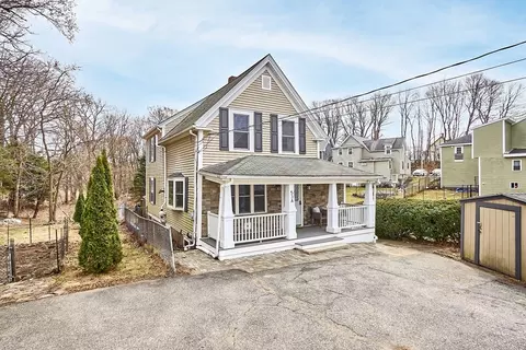 53 Lincoln St # A, Hudson, MA 01749