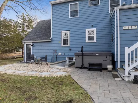 Exterior - 19 Cold Spring Rd, North Reading, MA 01864 photo 4 of 6