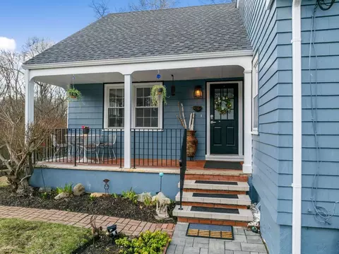 Exterior - 19 Cold Spring Rd, North Reading, MA 01864 photo 2 of 6