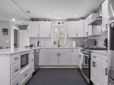 Kitchen - 19 Cold Spring Rd, North Reading, MA 01864 photo 3 of 3