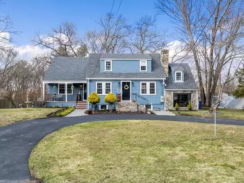 19 Cold Spring Rd, North Reading, MA 01864