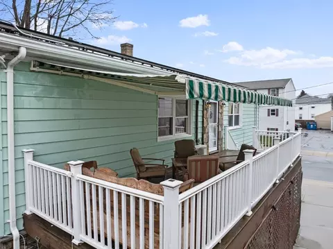 Exterior - 161 Vale St, Fall River, MA 02724 photo 4 of 6
