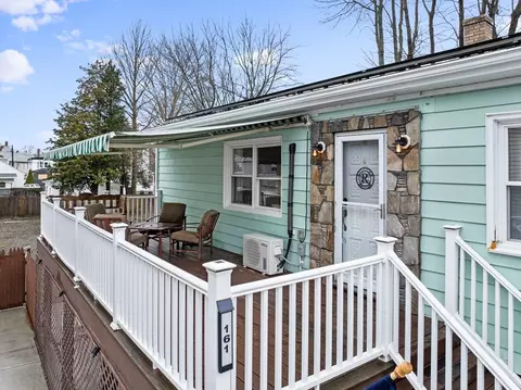 Exterior - 161 Vale St, Fall River, MA 02724 photo 3 of 6