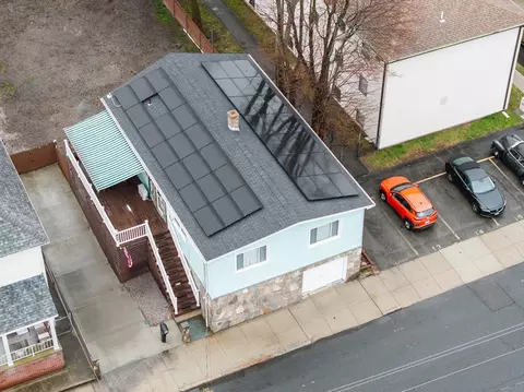 View/Area - 161 Vale St, Fall River, MA 02724 photo 3 of 5