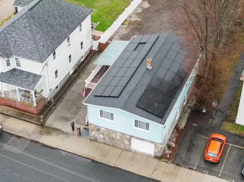 View/Area - 161 Vale St, Fall River, MA 02724 photo 2 of 5