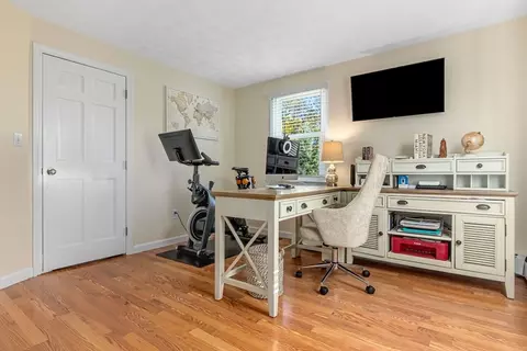 413 Wethersfield St, Rowley, MA 01969 photo 11