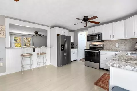 413 Wethersfield St, Rowley, MA 01969 photo 19