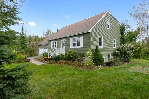 413 Wethersfield St, Rowley, MA 01969 photo 3