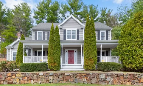5 Little Pond Rd, Northborough, MA 01532