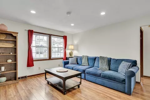 7 Montvale St #1, Boston, MA 02131