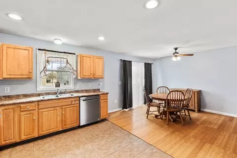 170 Ames St, Fall River, MA 02721 photo 25