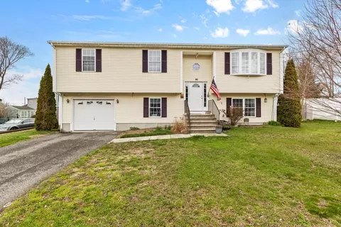 170 Ames St, Fall River, MA 02721